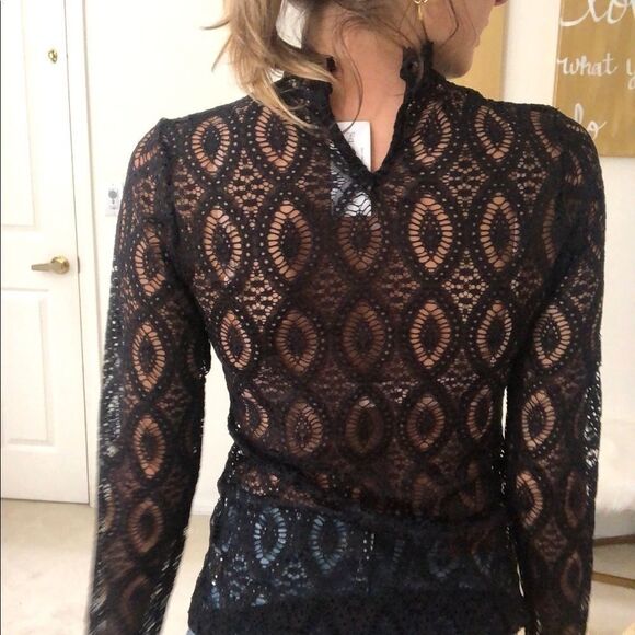 Nightcap sheer merletto lace top - Picture 2 of 5